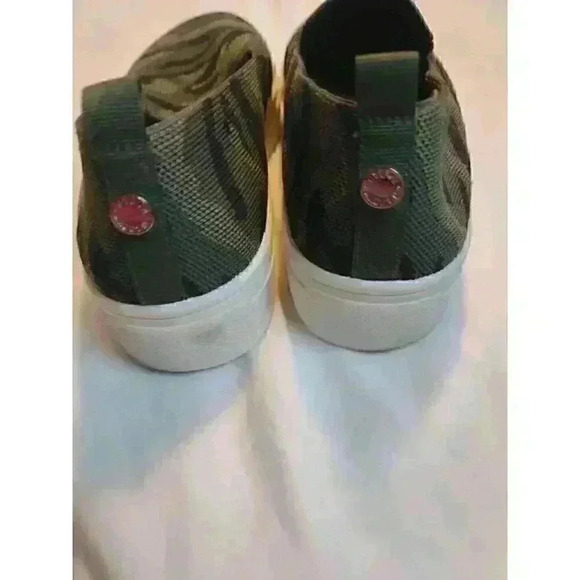Steve Madden Maygee Green Camo Platform Slip On Sneakers Boat Shoes Size 8 - Picture 2 of 5